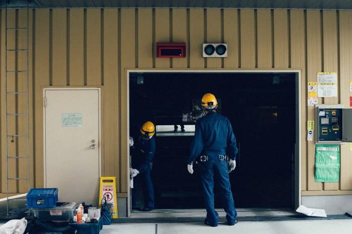 How to Choose a Garage Door Repair Professional - ASAP Garage Door and Gate Repair